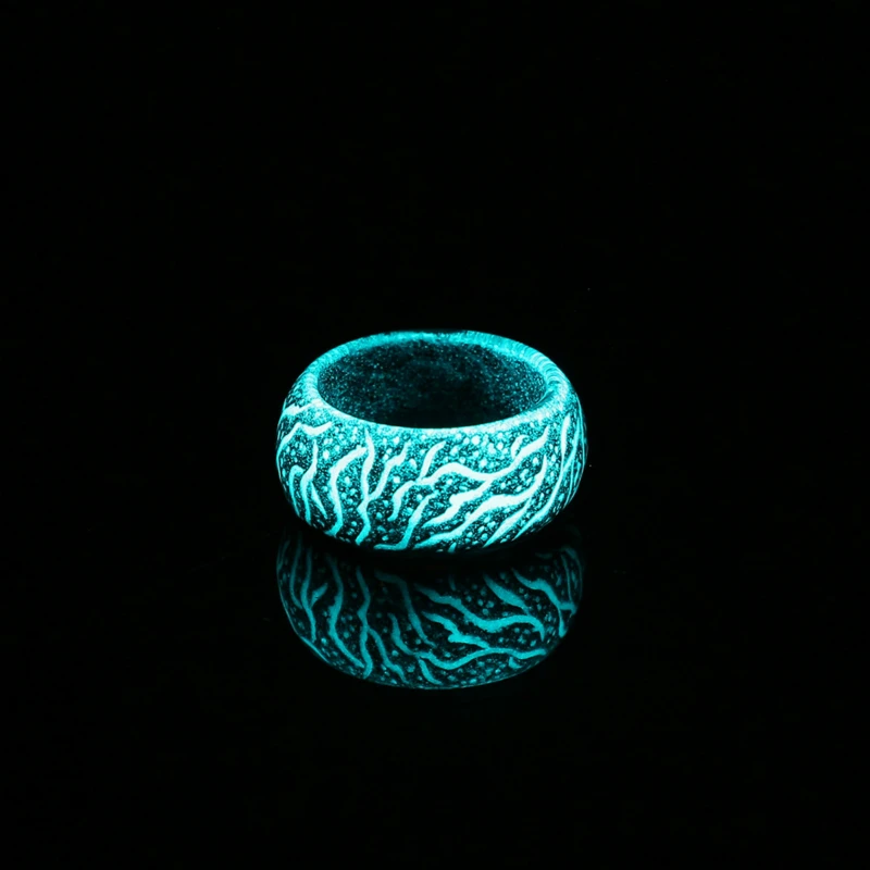 

New Fashion Luminous Rings for Women Men Nordic Hot Crack Cool Alloy Ring Party Wedding Jewelry Halloween Gift Girls 2020