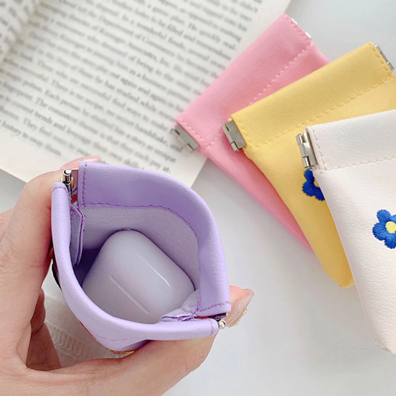 

Милая сумка для наушников с цветочной вышивкой, Женский карман для наушников, мягкий чехол из искусственной кожи для монет, чехол для ключей...