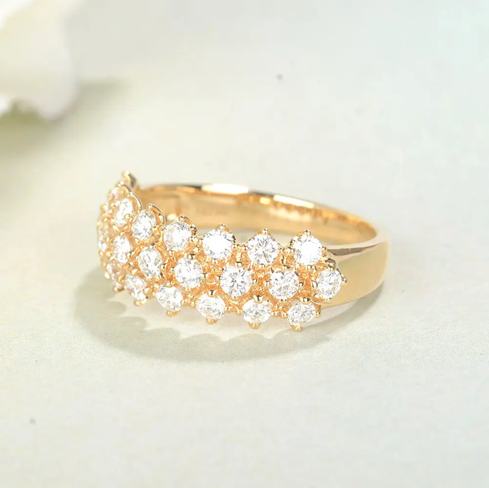 Роскошное бриллиантовое кольцо из золота 14 к с имитацией обручального кольца