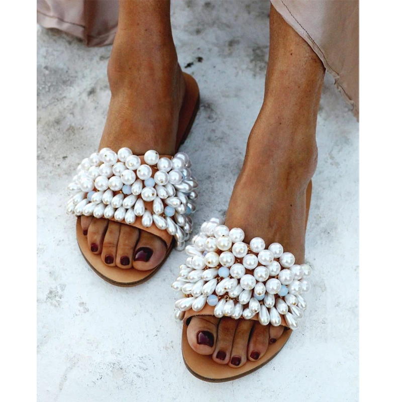 

Summer 2020 New Women Slippers Flat Casual Sandals Pearl Decoration Outdoor Women Shoes Plus Size 35-43