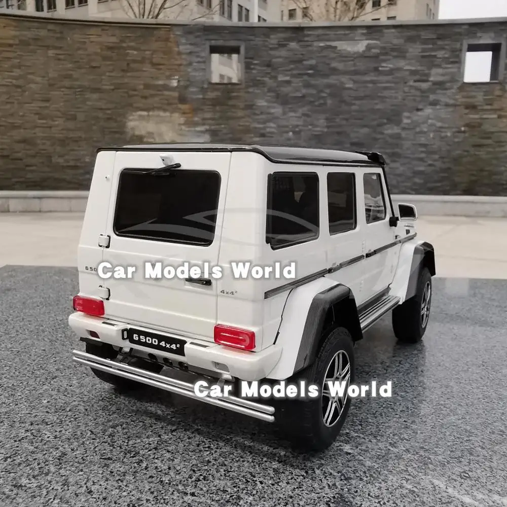 Литая под давлением модель автомобиля почти настоящая для G-Class 4x4 (белая) 1:18 +