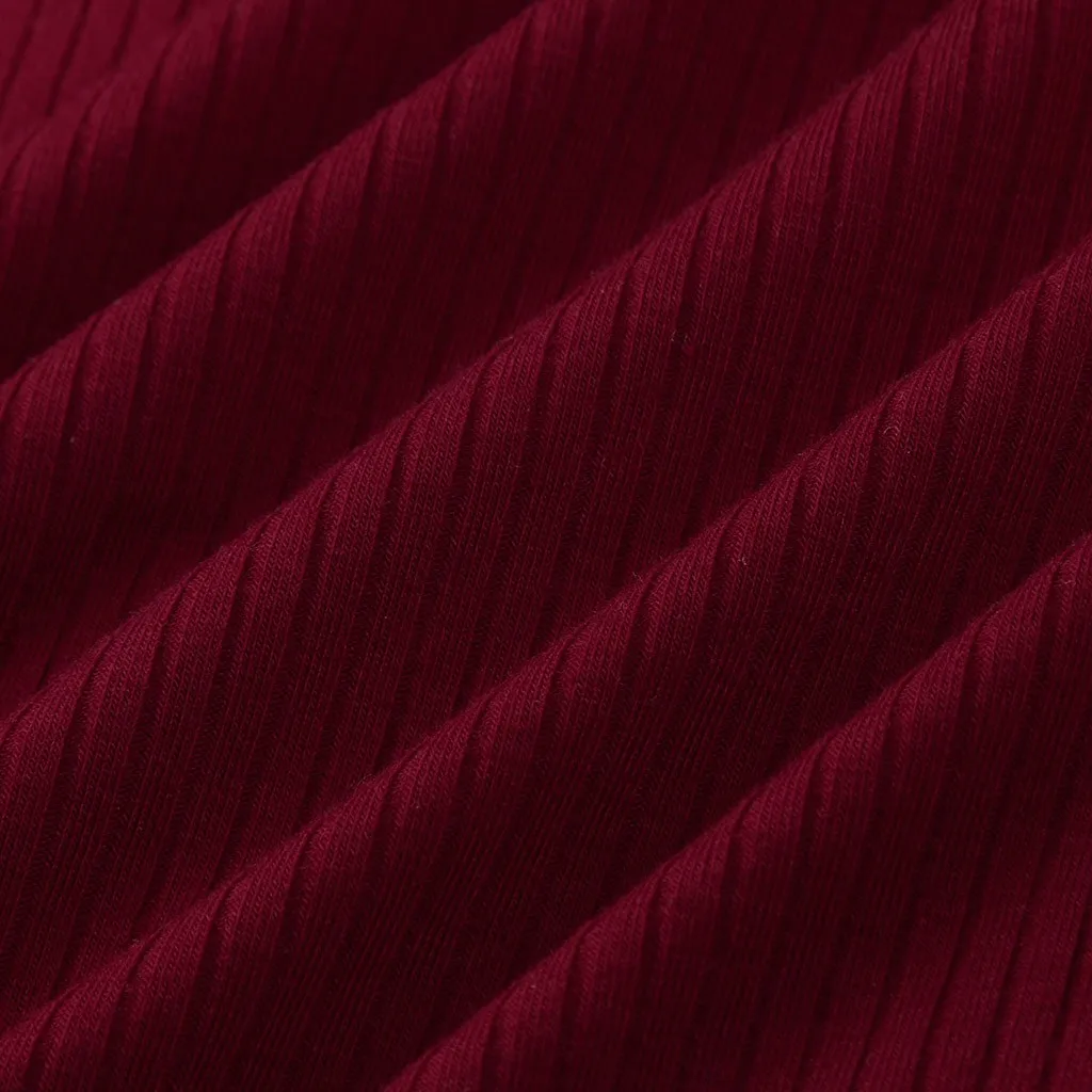 Трикотажная женская блузка одноцветная v-образный вырез короткий рукав пуловер