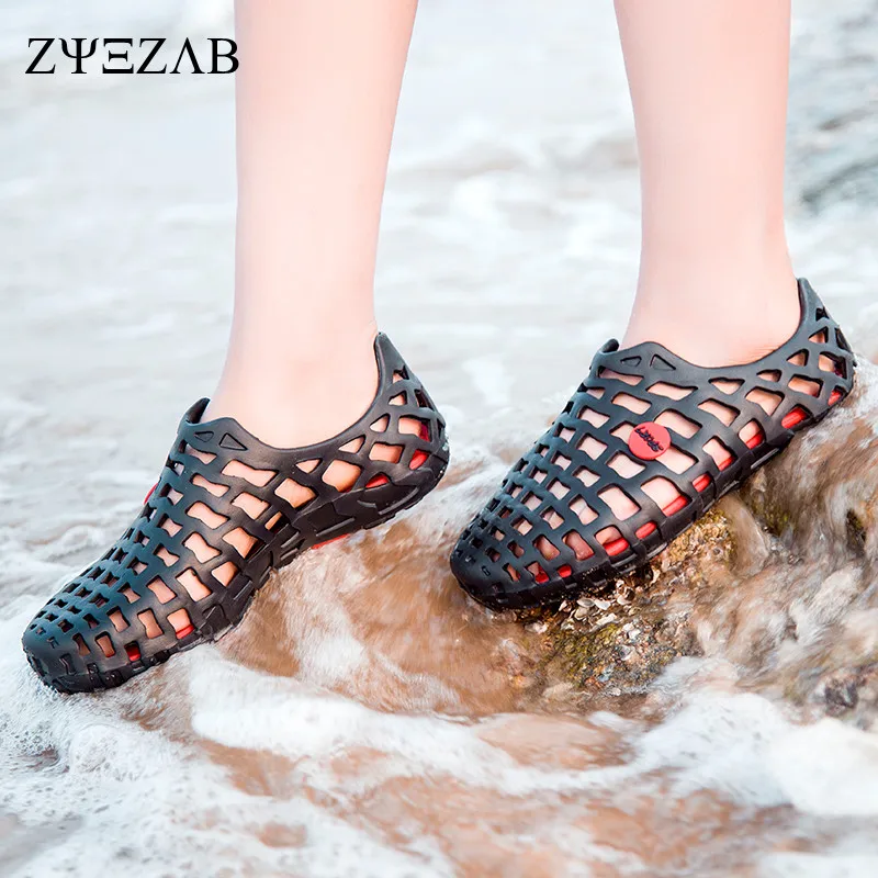 

Summer Men Women Aqua Shoes Breathable Diving Sandals Upstream Water Shoes Women Quick-drying Slippers Beach Shoes Women 2021