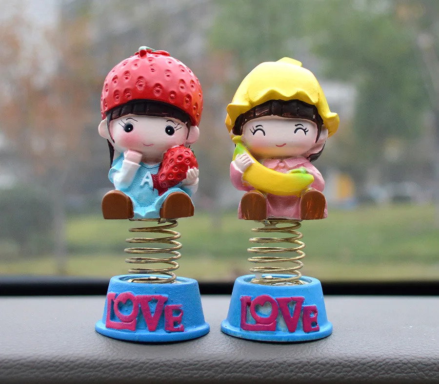 4 шт. Автомобильные украшения резиновая пружинная кукла настольные