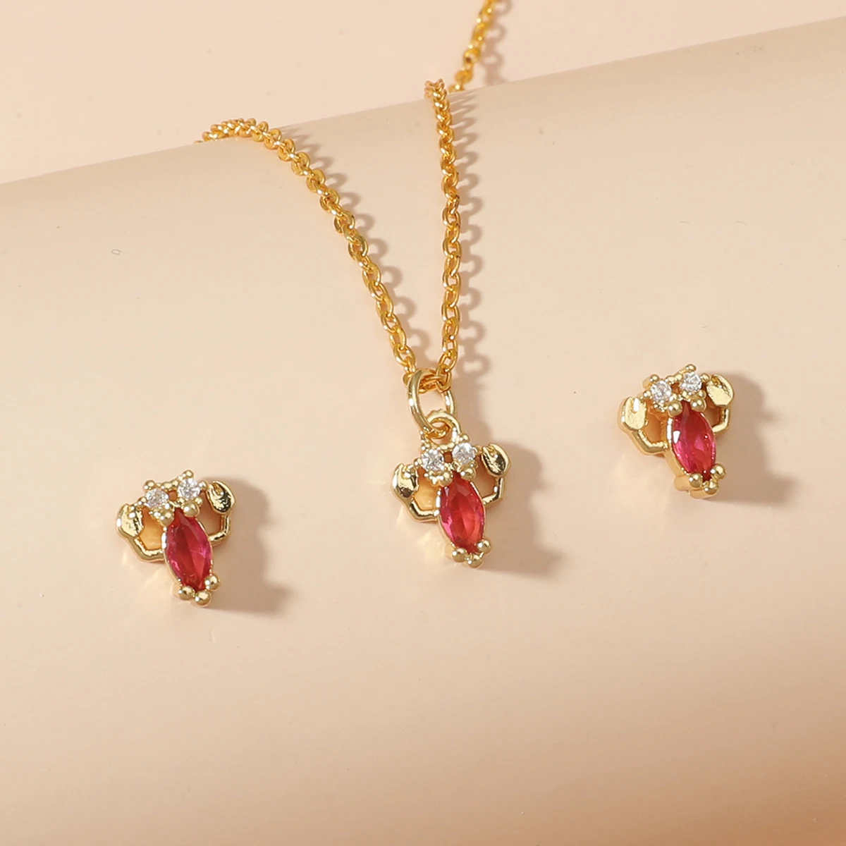 Лето 2021 Модный изысканный комплект ювелирных изделий для женщин серьги-цепочки