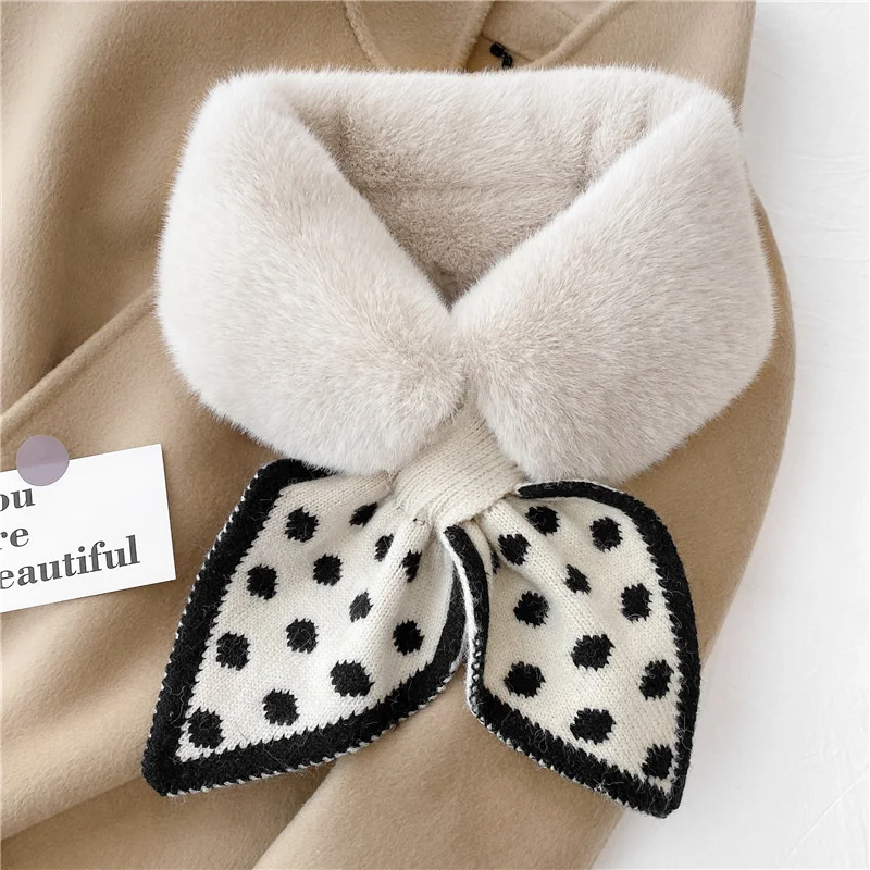 

Girls' sense of winter new knitted wave point stitched Plush scarf female students' versatile imitation rabbit hair collar warm