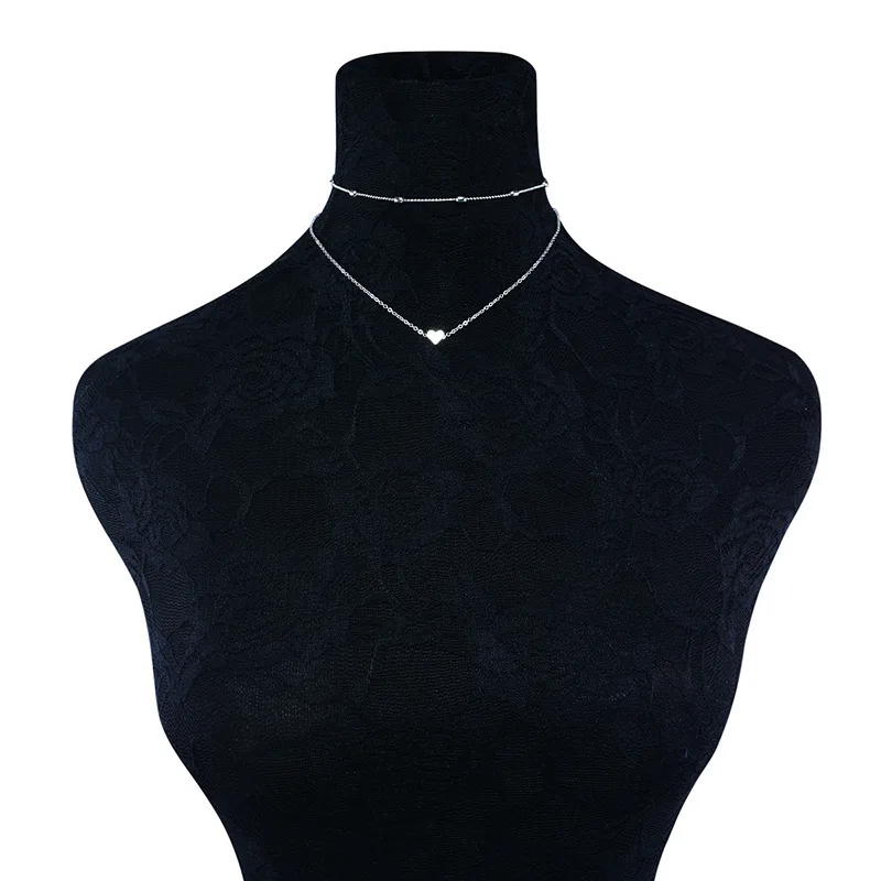 Женское колье с подвеской в виде сердца металлической цепочкой | Украшения и