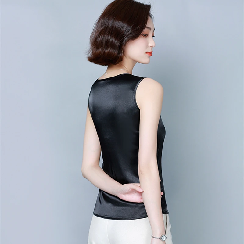 

Summer Korean Fashion Silk Tank Top Women Satin Office Lady Tank Top Lace Solid Plus Size XXXL/4XL White Clothing for Women
