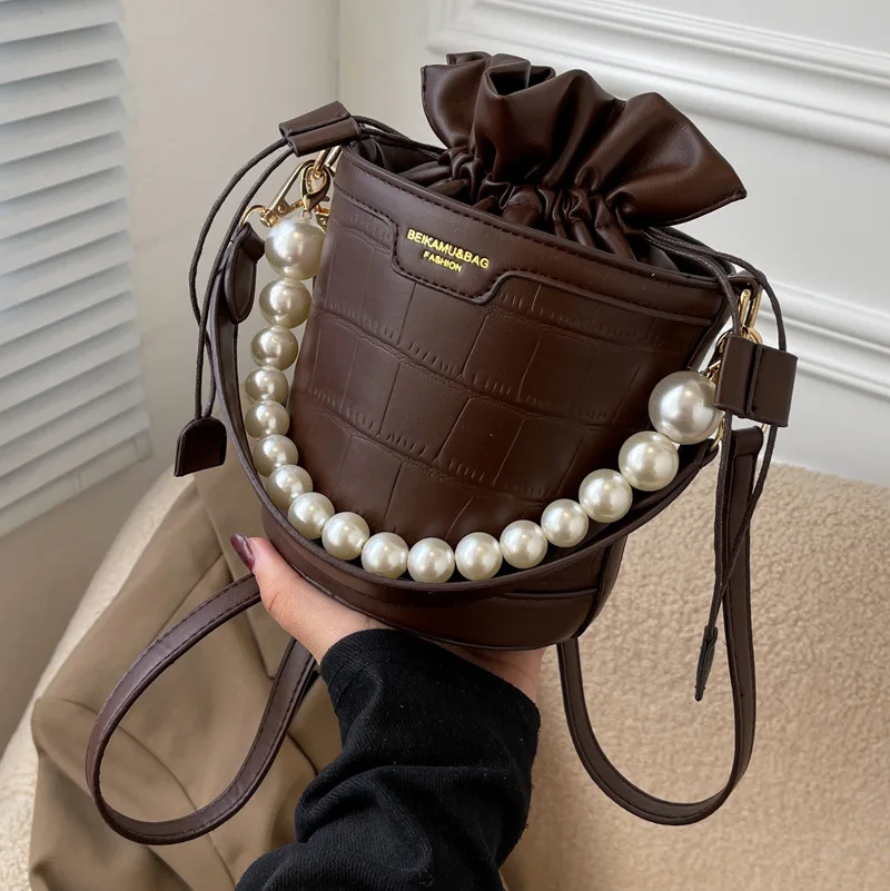 

High Quality Ladies Texture All-match Messenger Bag 2021 Autumn and Winter New Female Bag Fashion Bucket Bag Tide Handbag Female