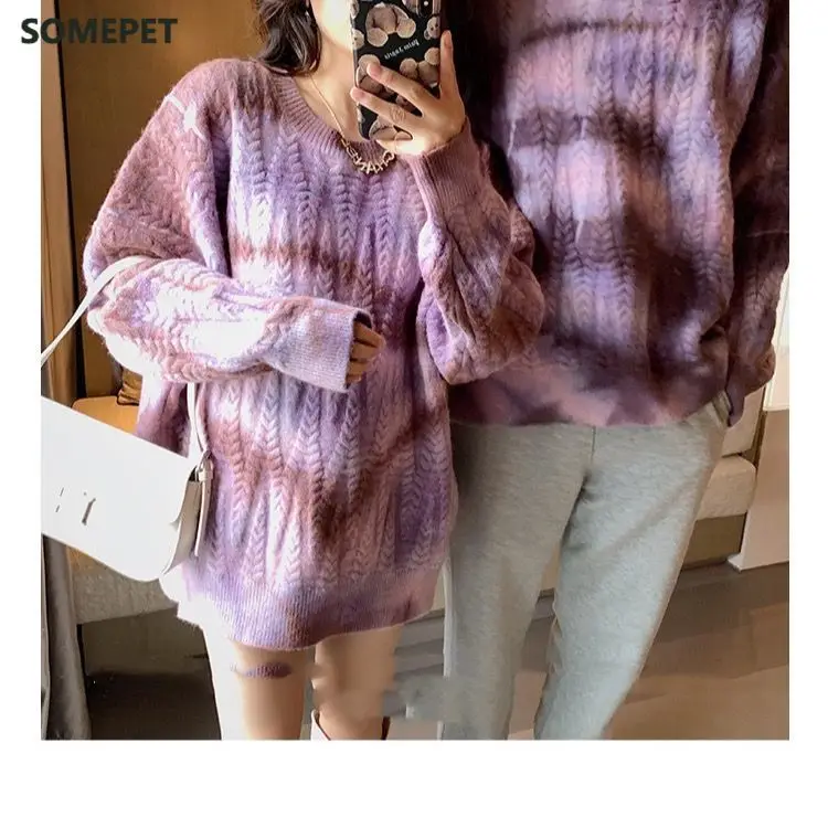 

Couple's wear new round neck Pullover tie dyed sweater in fall / winter