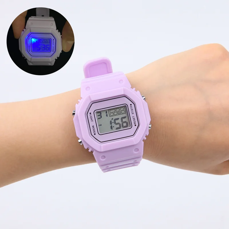 

Fashion Trend Sports Beautiful High-quality TPU Raw Materials To Make Swimming Waterproof LED Watches
