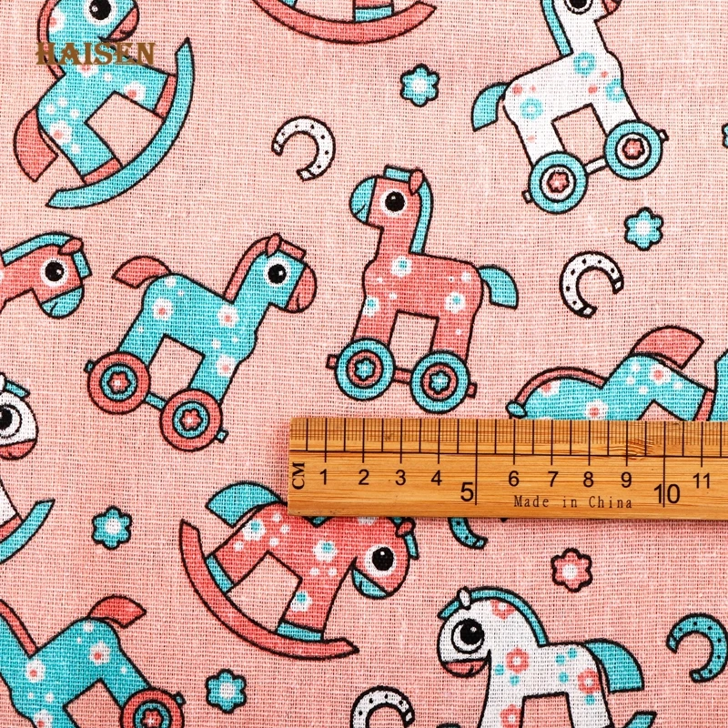 Искусственная кожа серия с маленькими деревянными лошадками для рукоделия