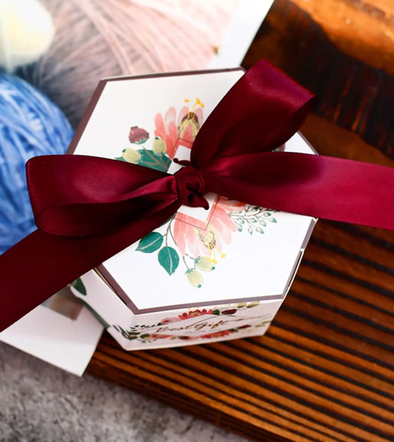 50 шт. новая шестиугольная сахарная коробка со свадебными сувенирами и подарками