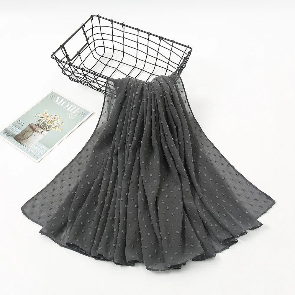 

Plain Raised Pom Pom Bubble Chiffon Instant Hijab Solid Pleated Shawls Scarf Lady High Quality Soft Thin Muslim Wraps 115*115Cm