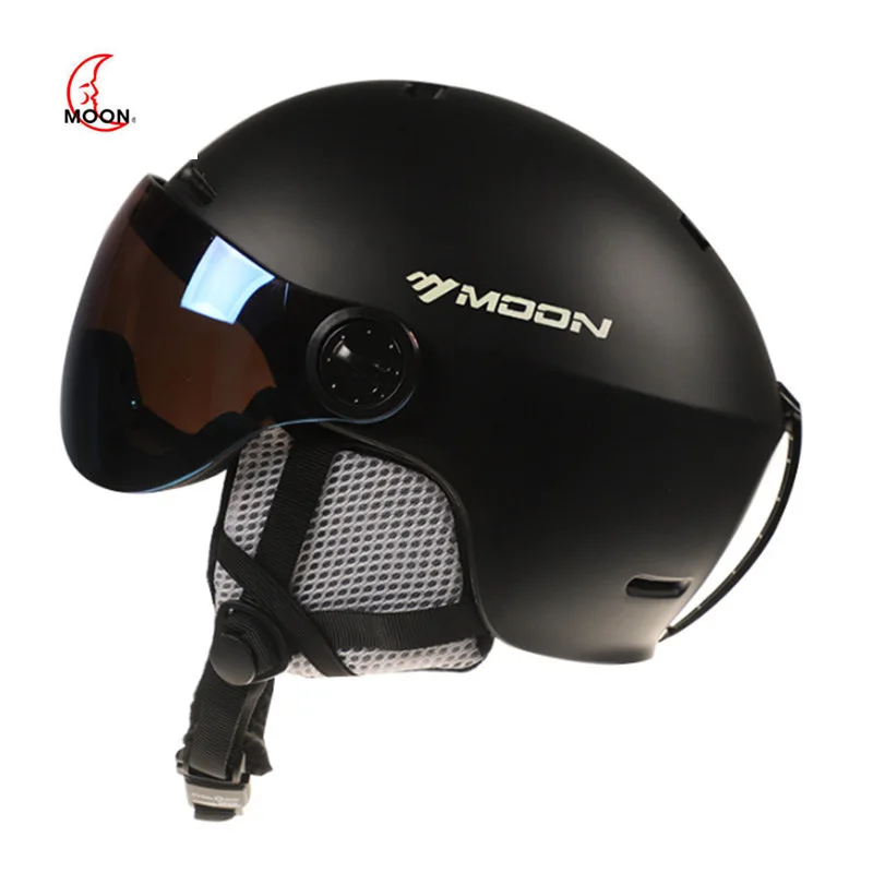 

Moon Ski helmet safety helmet with goggles integrated molding male and female protective ski helmet protective gear