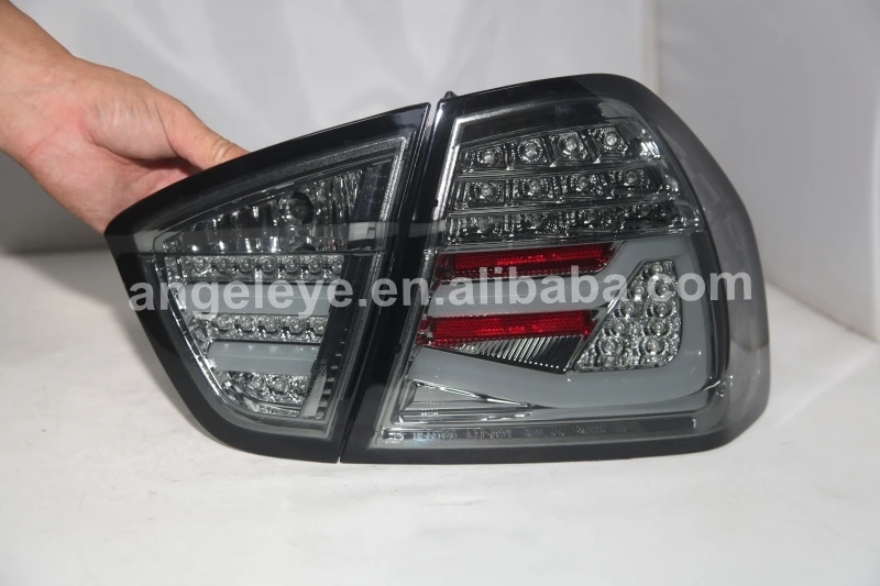 

For BMW E90 3 Series 320i 323i 325 330 335 LED Tail Lamp 05-08 sMOKE Black JY
