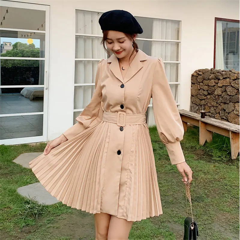 Новинка 2019 года! осеннее Плиссированное короткое шикарное однотонное женское