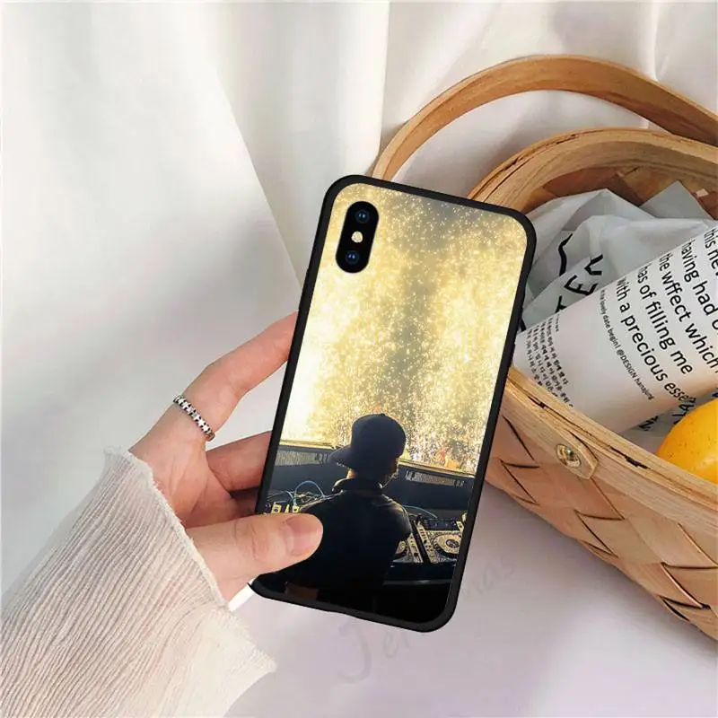 

Famous DJ Avicii Sweden Tim Bergling Phone Case for iPhone 11 12 pro XS MAX 8 7 6 6S Plus X 5S SE 2020 XR