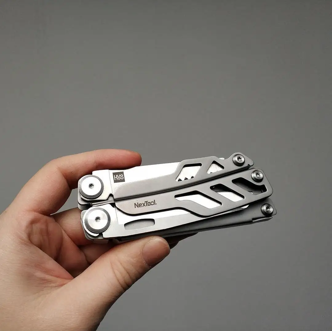 

XIAOMI HUOHOU Multi-function Knife 15 Folding Bottle Opener Gadget Screwdriver Pliers Tools Kit navaja