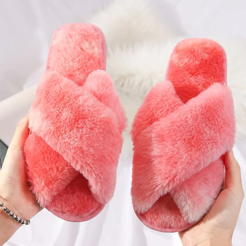 Сланцы женские с перекрестной шнуровкой пушистые радужные меховые тапочки