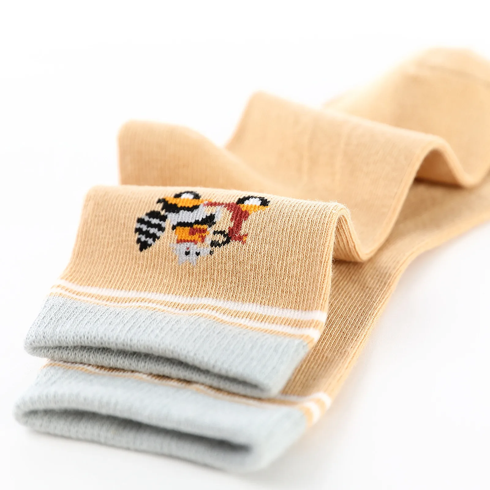 

Drop Ship 5 Pairs Winter Socks Cartoon Car Print Teenager Kids Girl Spring Autumn Middle Tube Cotton Keep Warm Girls Boys Socks