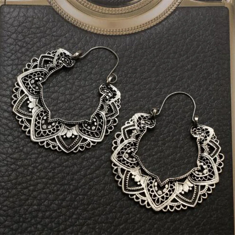 

Geometric Dangle Earring Vintage Circle Round Silver Color Hollow Flower Drop Earrings Jewelry for Women