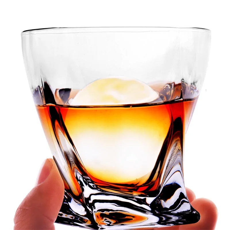 Циклонная чашка без свинца стеклянная для виски скручивающаяся молока напитков