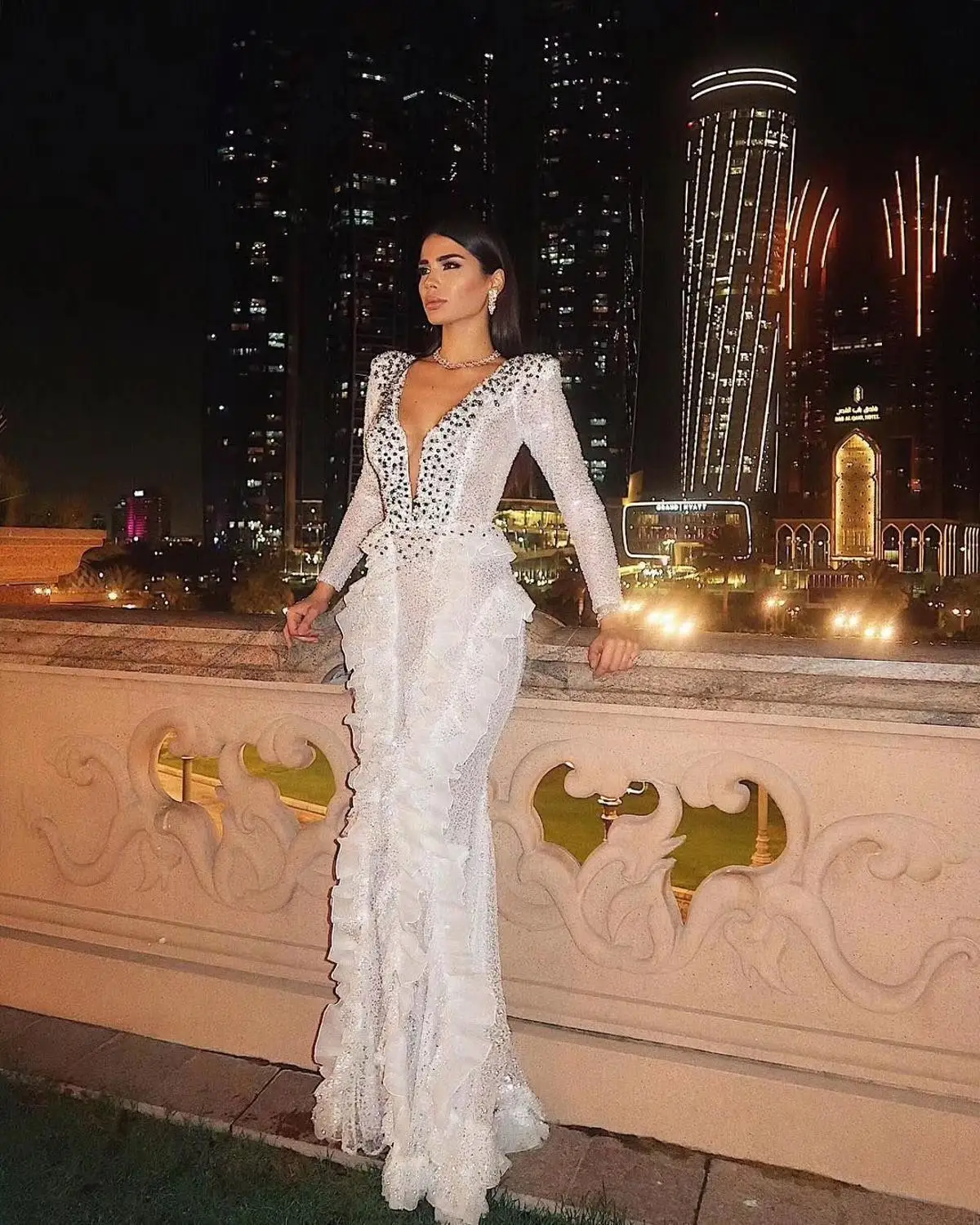 Высокое качество знаменитостей белое благородное длинное платье с длинным