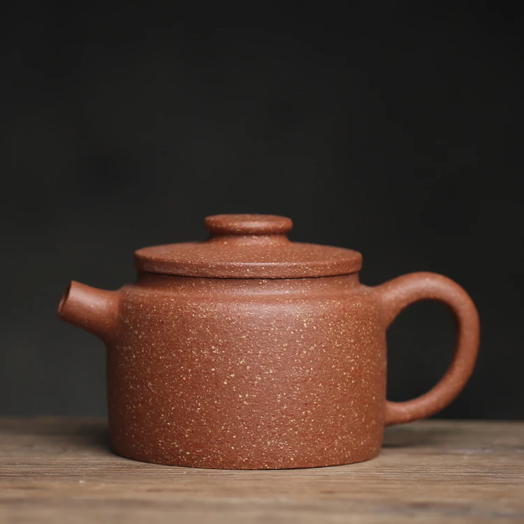 

Наклонная грязевая колонна с широким колокольчиком, фиолетовым песком из исинской глины, маленькая чайная чашка с большим отверстием для м...