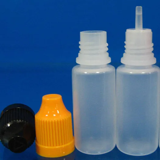 Пластиковая бутылка-капельница PE 10 мл 2500 с крышкой и наконечником для защиты от