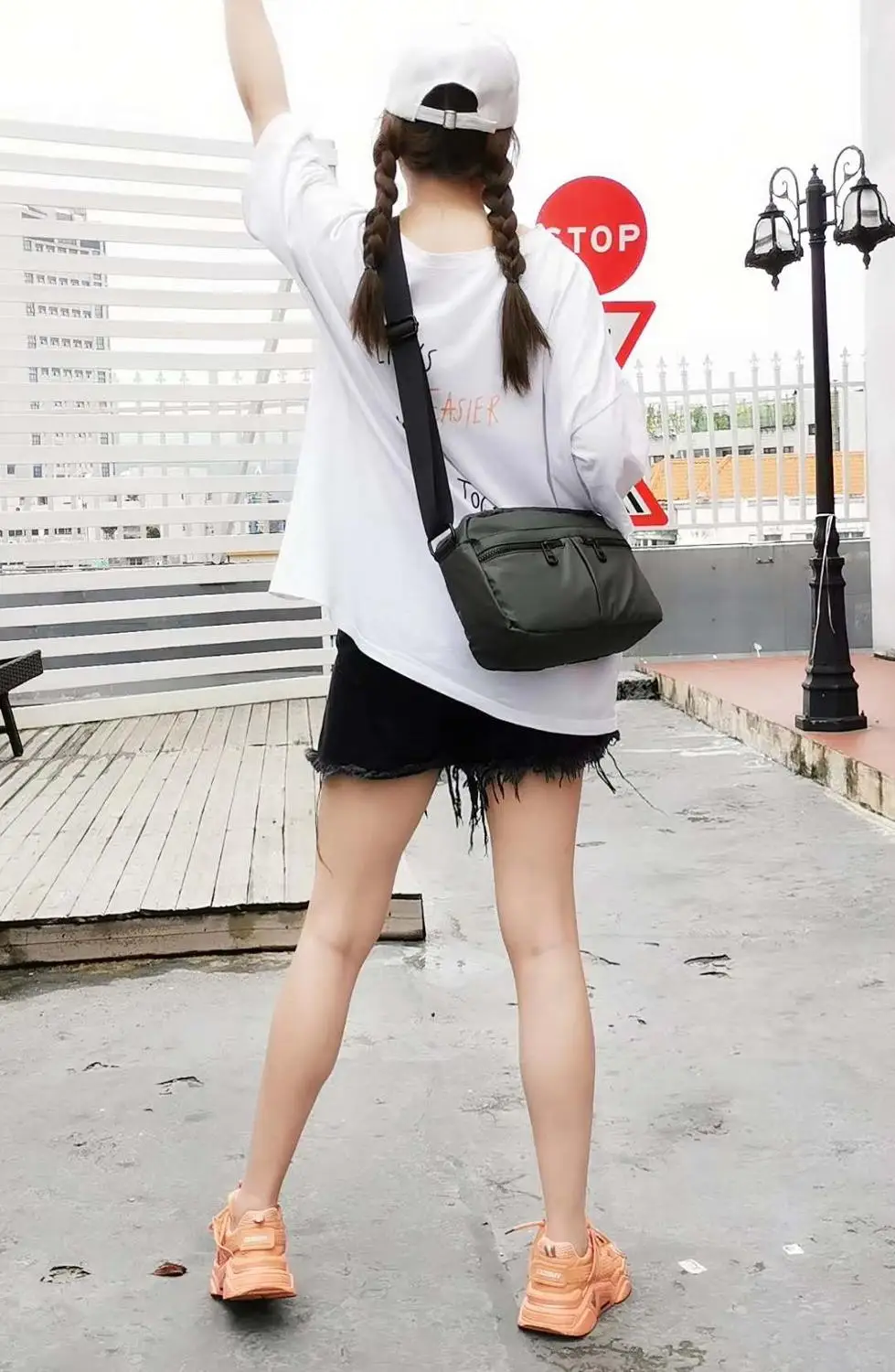 

Women's Handbags