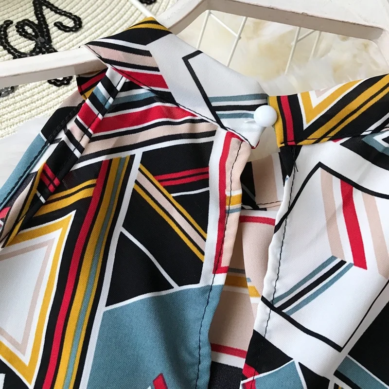 

Women Summer Blouses Fashion Geometric Printed Chiffon Shirt Halter Neck Sleeveless Blouse Slim Ladies Tops Blusas Mujer Shirts