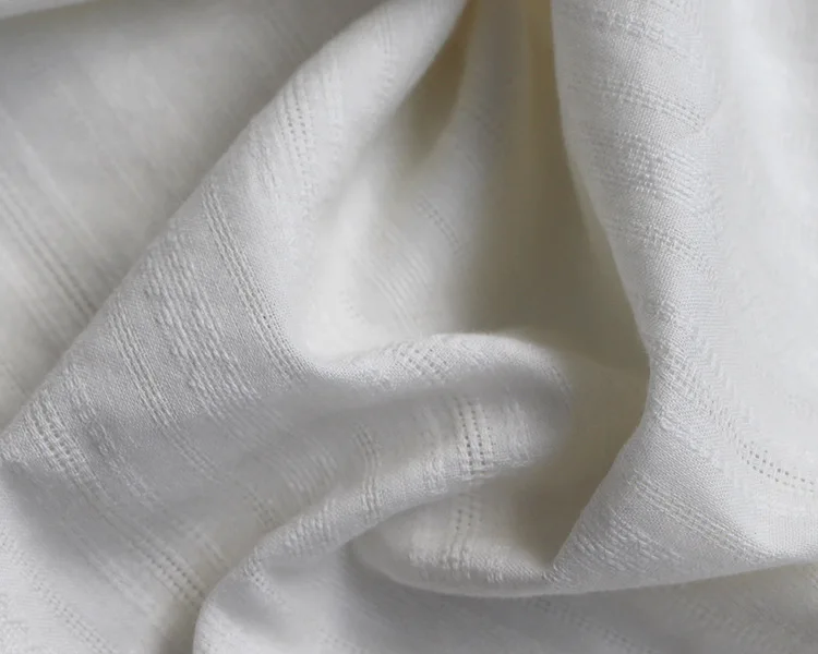 Женская блузка с воротником лацканами белая рубашка перекрученными узлами и