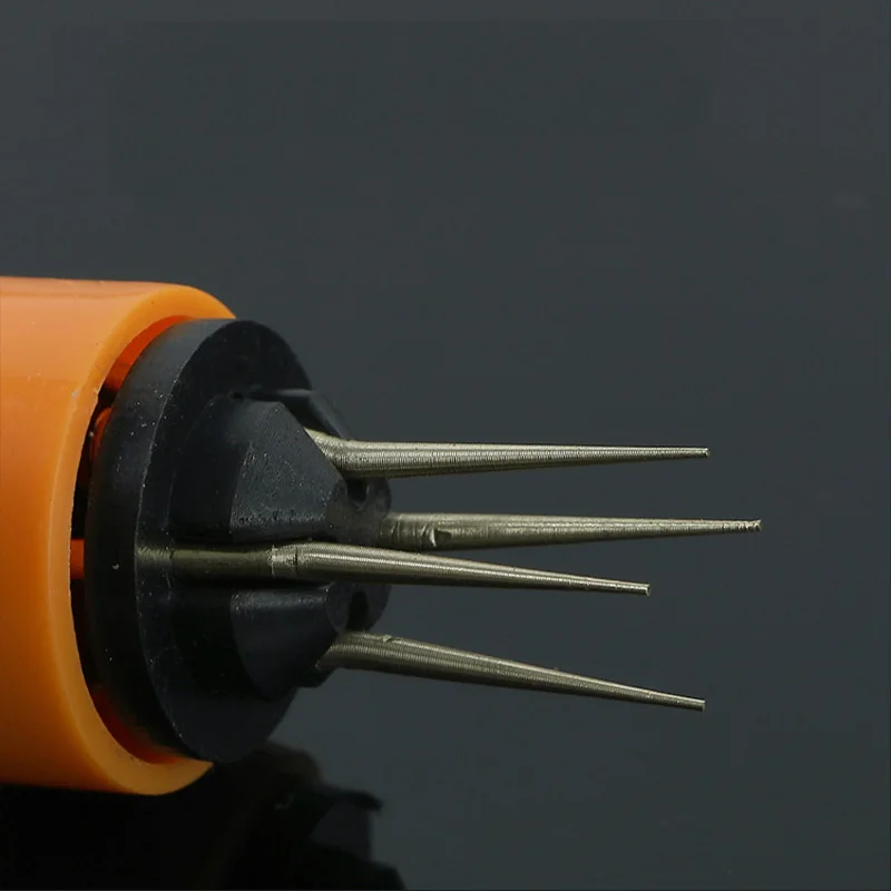 

1Pcs Professional Earthworm Bloodworm Clip Portable Fishing Baits Lightweight Clip Fishing Lures Fishing Tackle Accessories