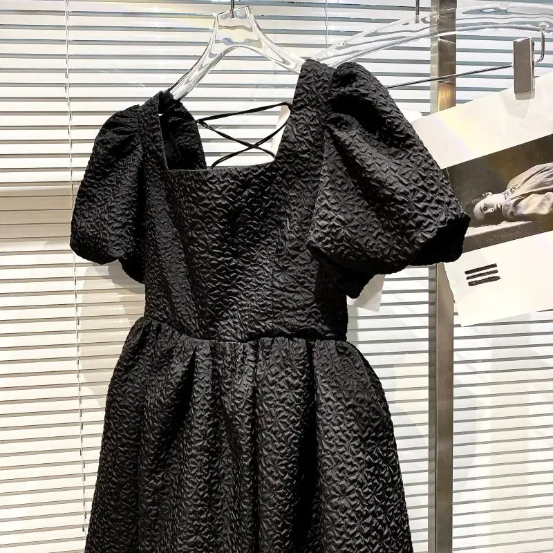 

2021 Summer New Solid Color Drawstring Cross Backless Dress Female Square Collar Slim Waist Puff Sleeve Dress for Women