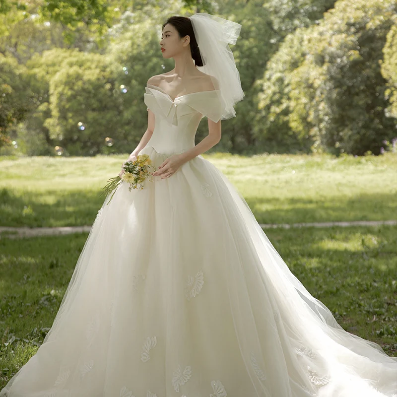 

Korean Style Light Wedding Dress Bride Main Yarn off-Shoulder Simple Princess Hepburn Style High-End Women's Floor-Length