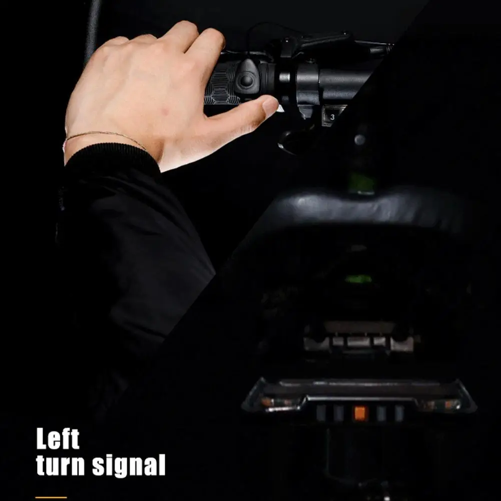 

Bike Turn Signal Light Wireless Remote Control Bike Brake Light Flash Tail Rear Light Rechargeable Cycling Safety Turning Light