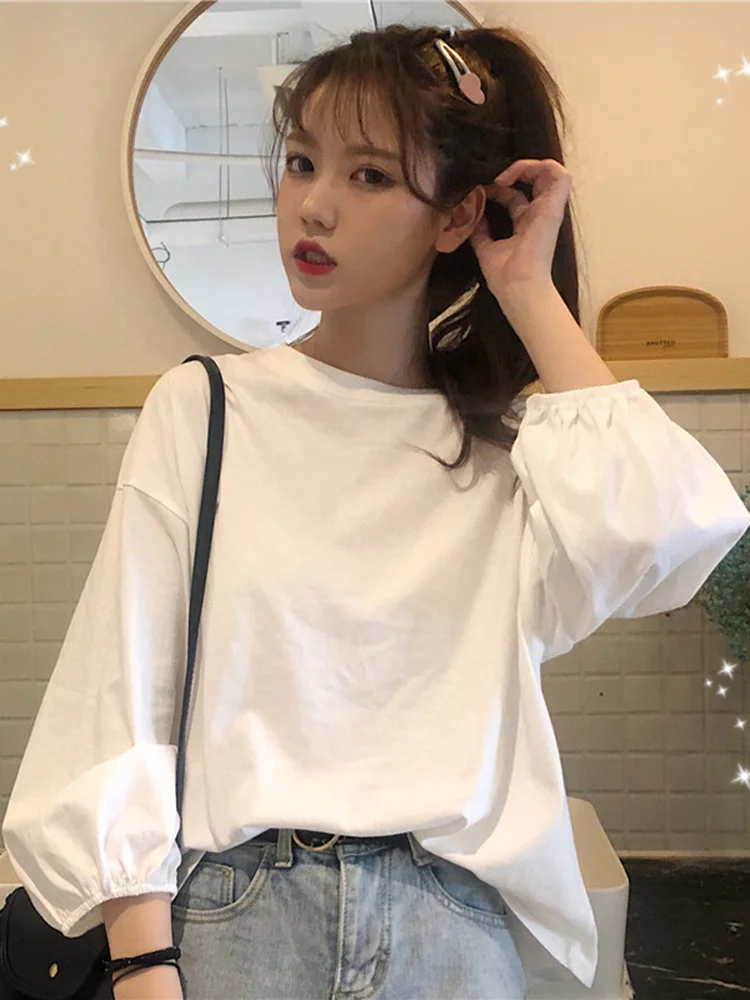 Женская футболка с длинным рукавом белая свободная большого размера в Корейском