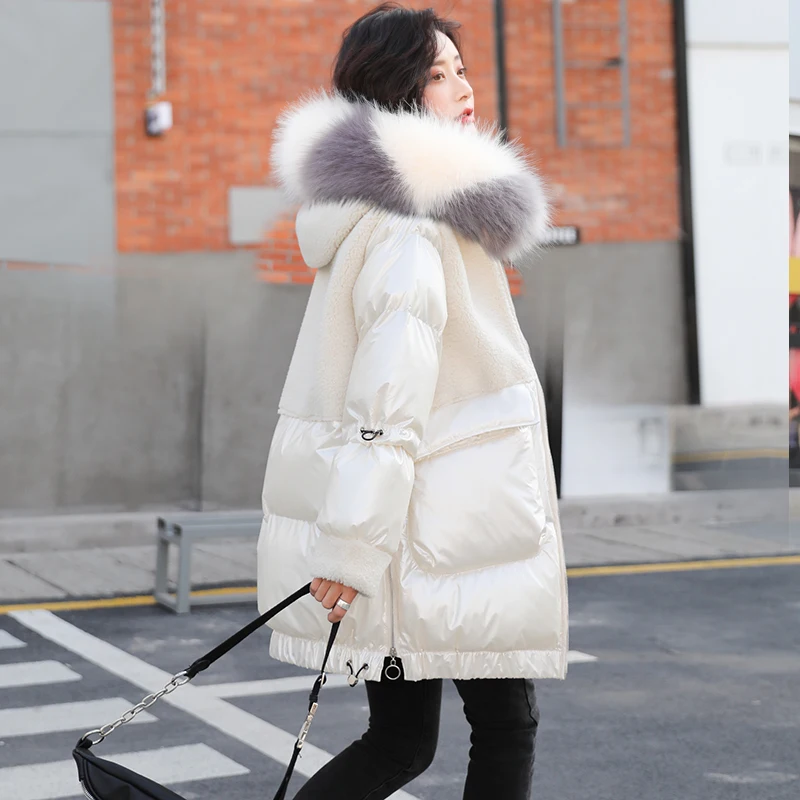Зимняя парка с большим меховым воротником Женский утепленный пуховик длинное