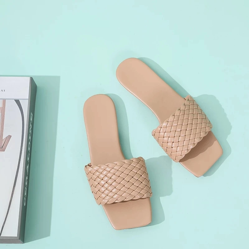 Women Temperament Slippers Braided Design Charm Open-toe Set Foot 2021 Vacation Beach Flat Sandals Casual Flip Flops Women Shoes