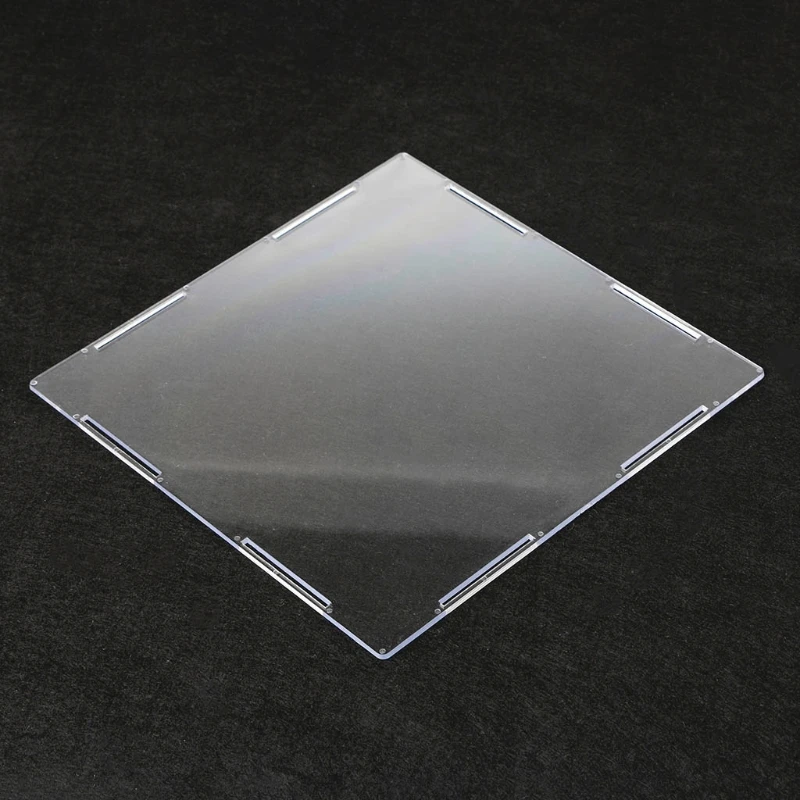 

Clear Acrylic Display Box With Colorful Light Dustproof Action Figure Showcase Q6PD