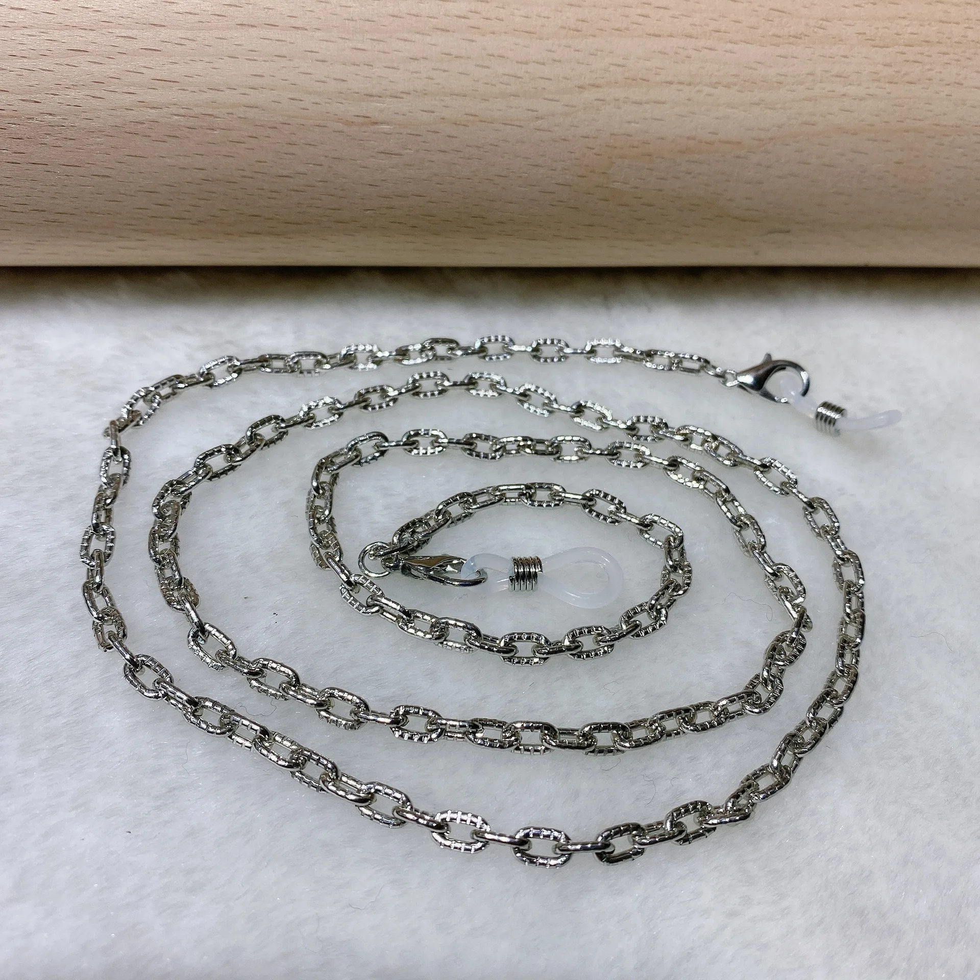 2021 шикарная простая металлическая цепочка на шею золотого цвета в стиле ретро