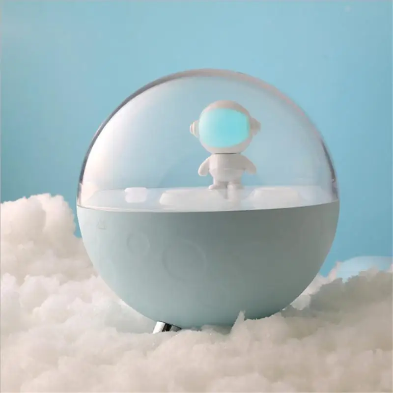 

LED Guardian Night Lights For Bedroom USB Cartoon Astronaut Night Lamp Children's Room Decor Desk Lamp Atmosphere Light Fixtures