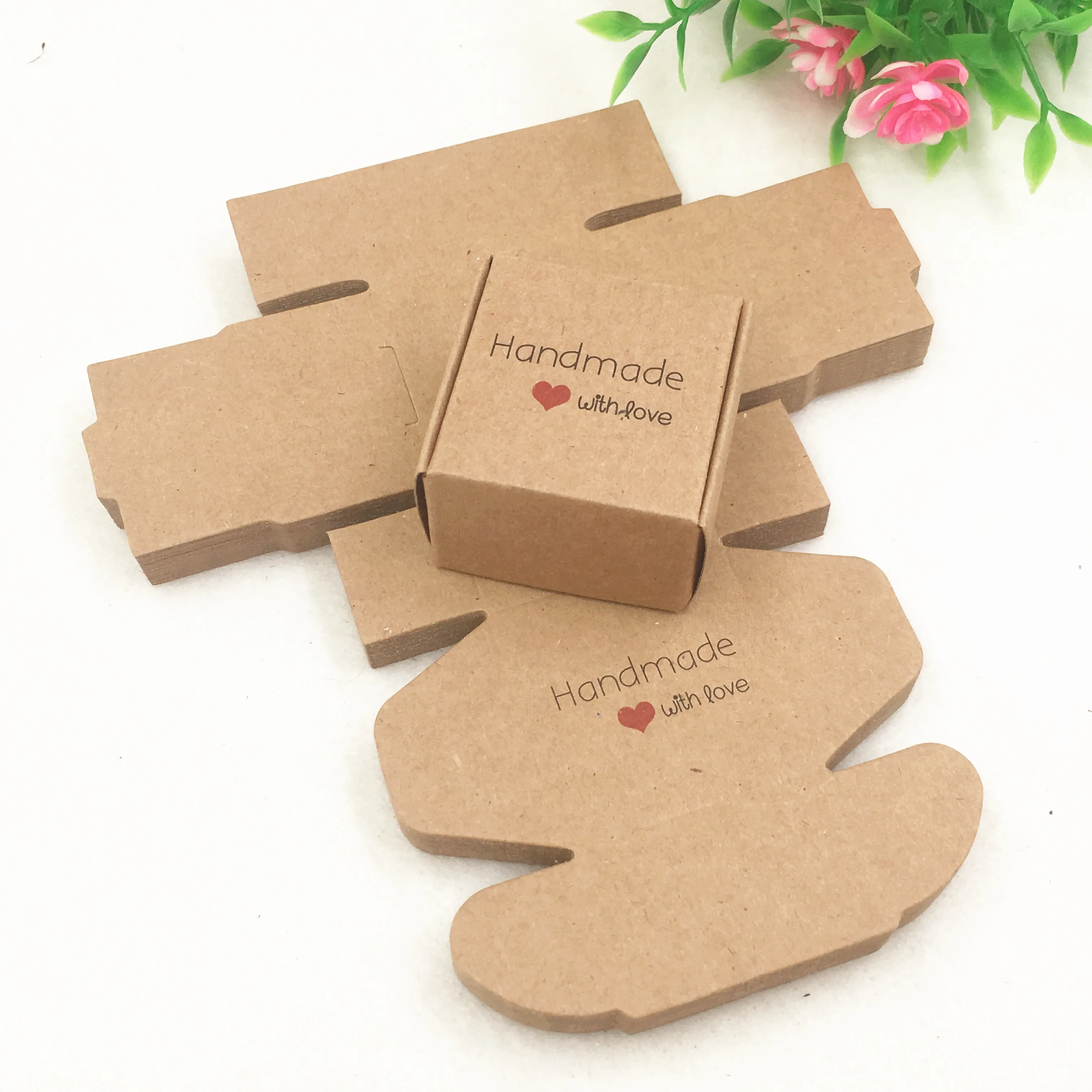 

100pcs Two size Kraft Gift Boxes Handmade Soap Packing Box Sock packing Box Colorful Blank Cardboard Airplane Carton