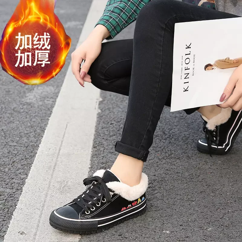 Женские кроссовки на вулканизированной платформе Белые Повседневные дышащие с