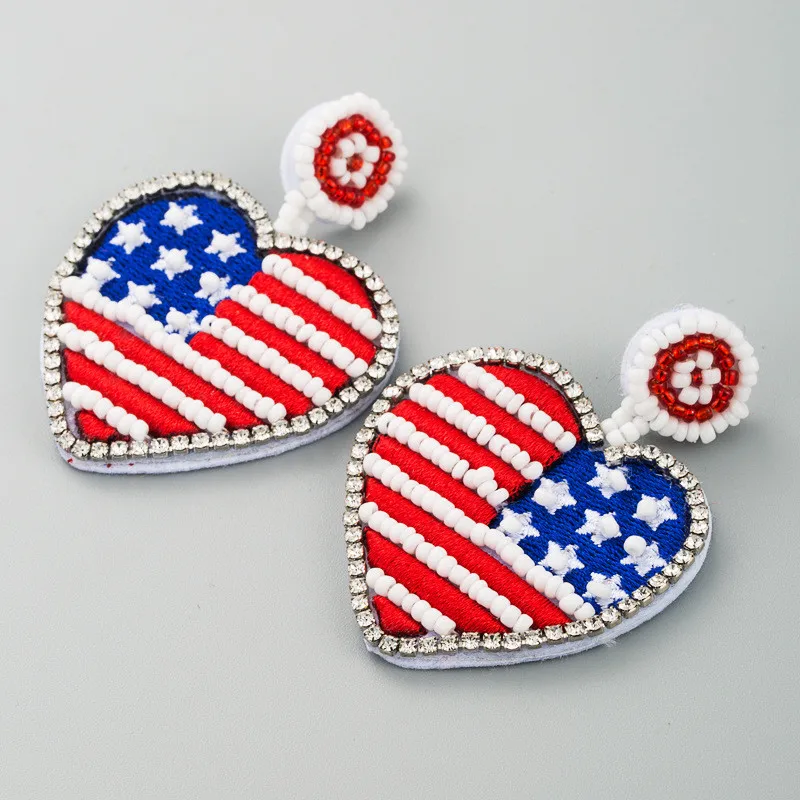 Креативные серьги в форме сердца с американским флагом и бусинами Модная