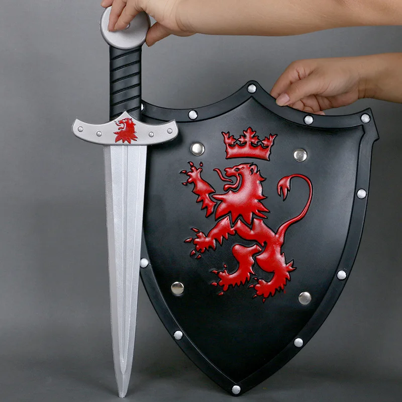 

Movie Game Anime COS Kids Halloween Role Play Toy Model 2PCS/set 1:1 Cosplay Children Prop Lion Shield Golden Sword