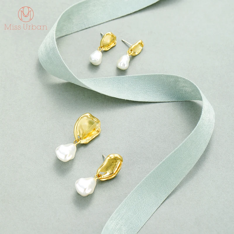 2021 Новый неправильно матч с ракушками и два Размеры серьги-капли мини со