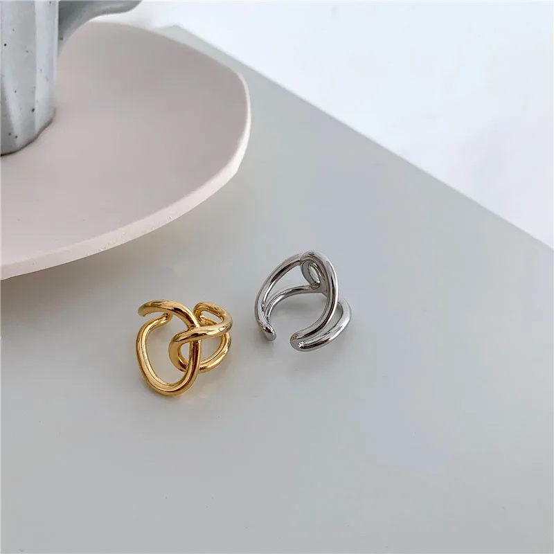 Женское винтажное открытое кольцо золотистое/серебристое металлическое с