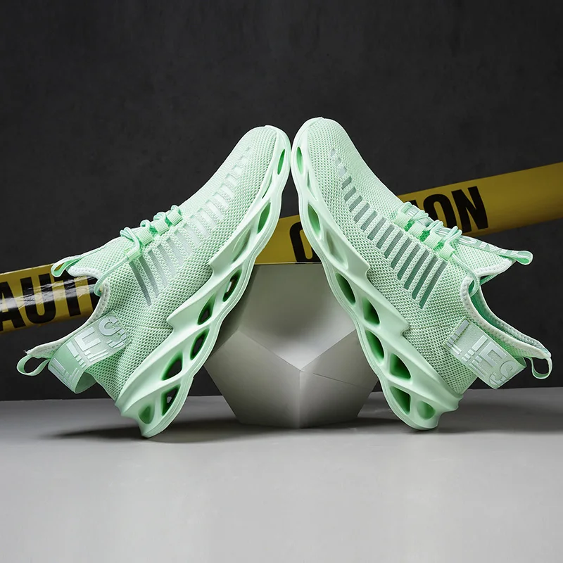 Мужские кроссовки с дышащей сеткой легкие спортивные для бега на открытом